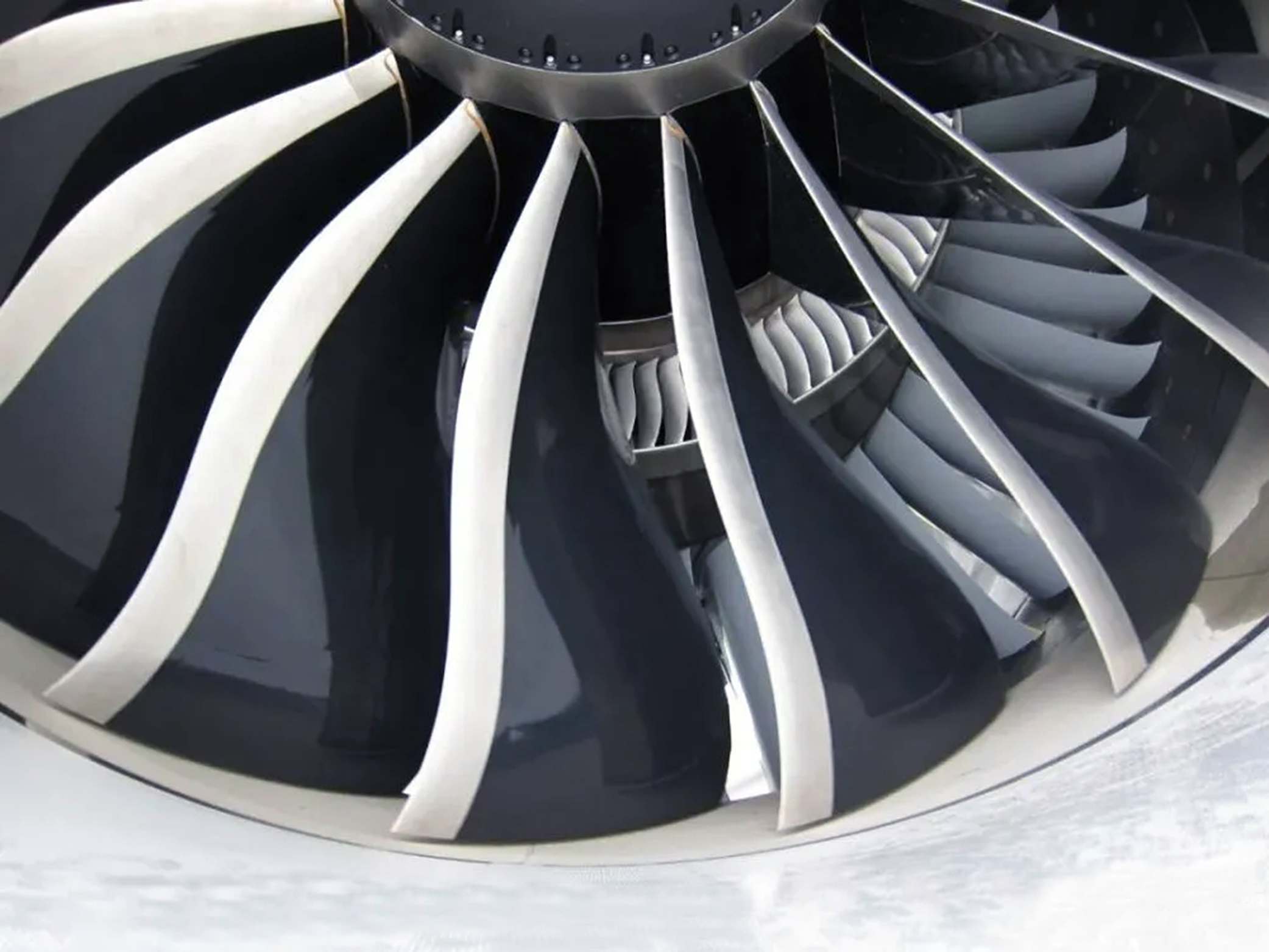 Ceramic Shot Z210, Z425 Application for Aircraft Impeller Shot Peening